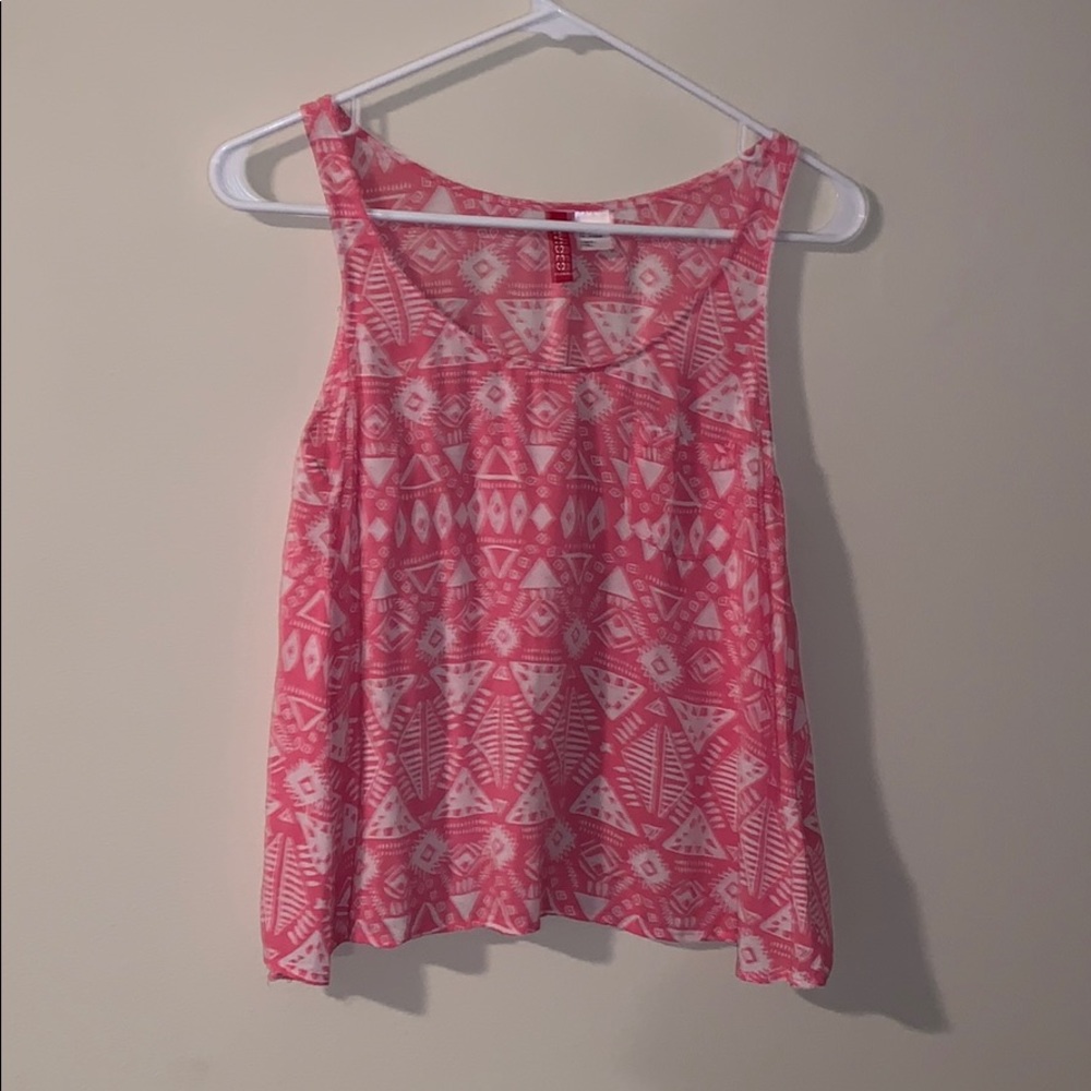 pink and white tank top